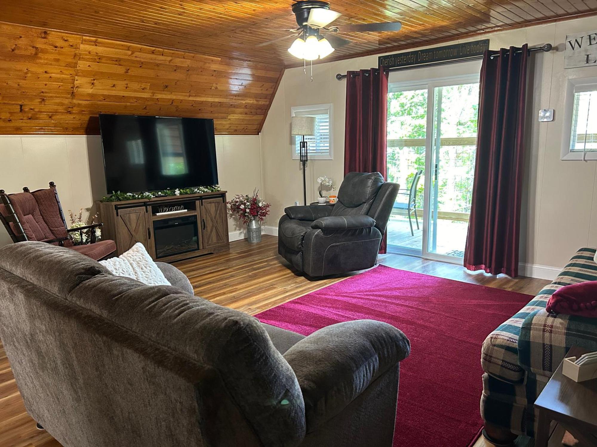 Cherokee Cabin-Cave Run Lake And Cliff Views-Red River Gorge Big Woods Exterior photo